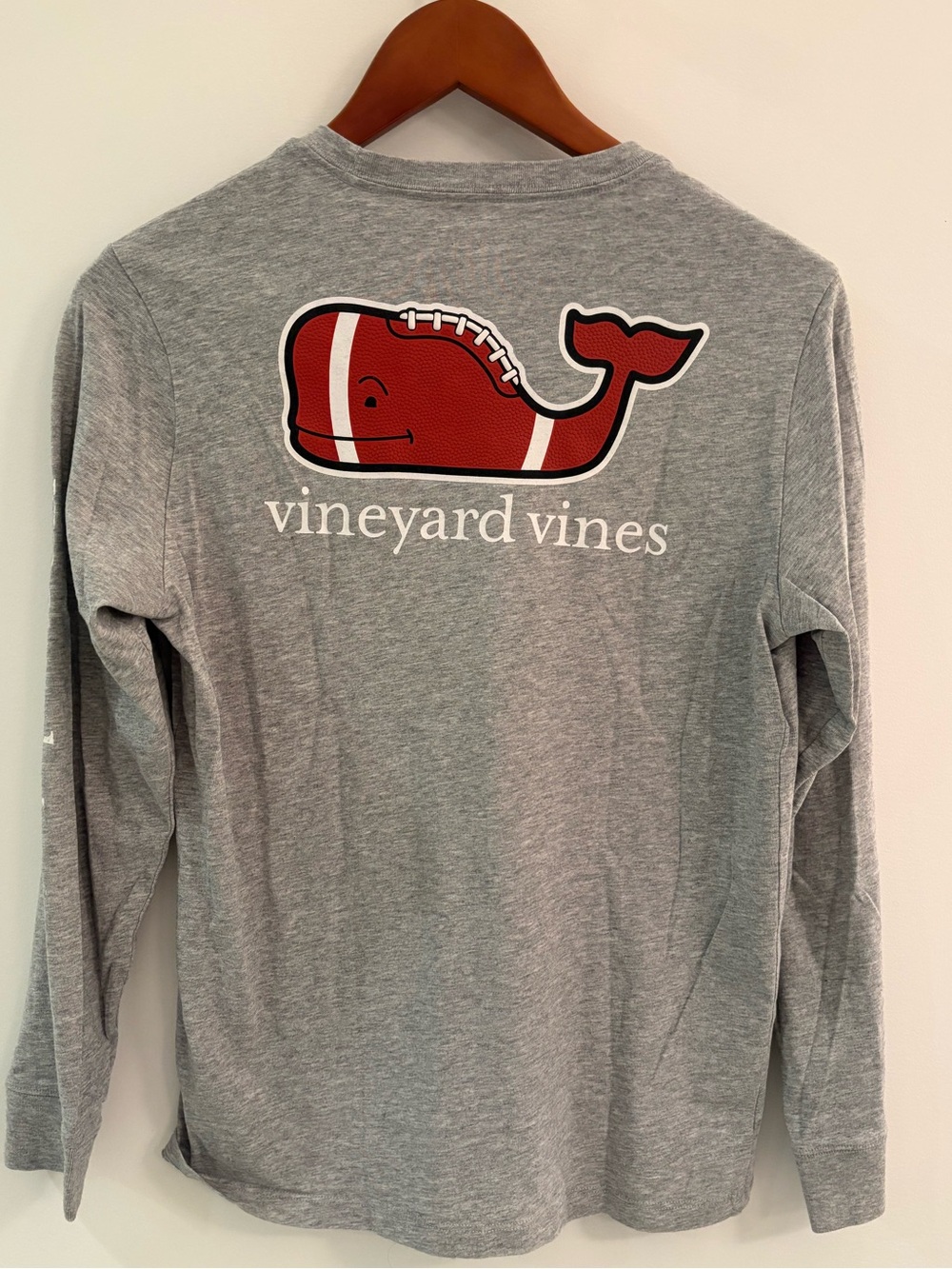 Vineyard Vines Kids' Gray Long-Sleeve Tee with Red Football Whale
